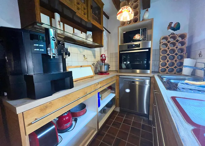 Emma Im Morsbacher Hof *